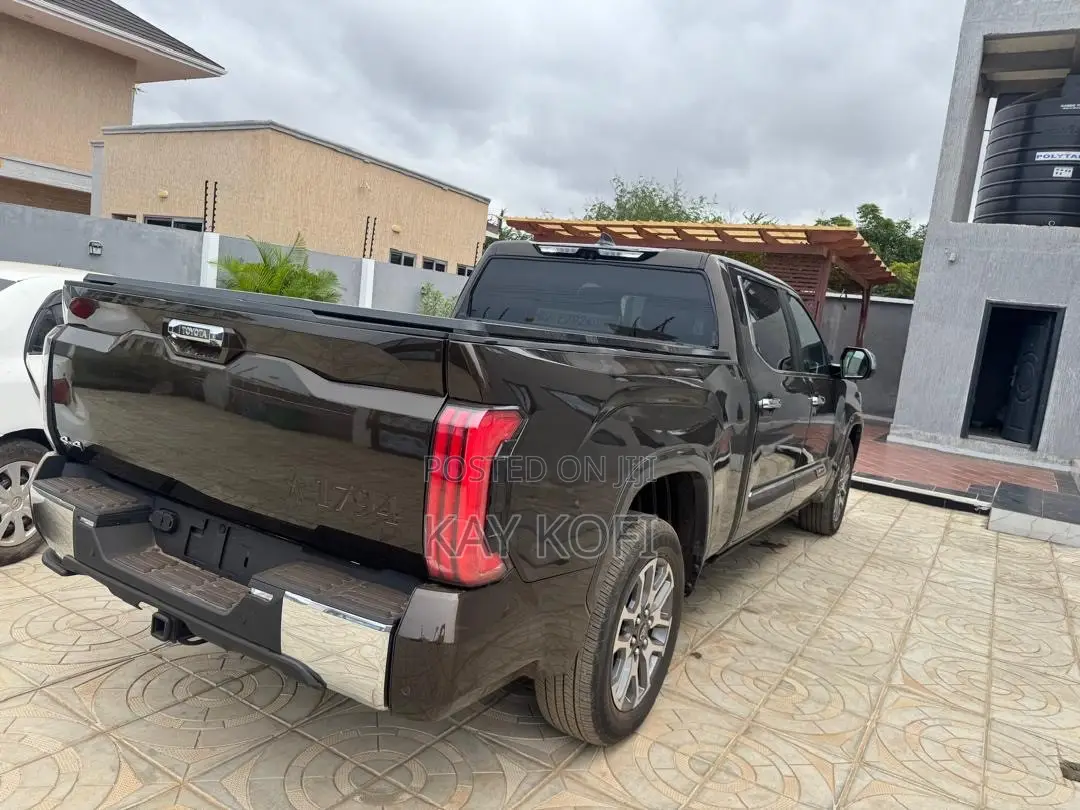 Toyota Tundra 1794 Edition CrewMax 4WD SB w/5.5' Bed 2025 Brown