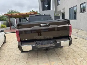Toyota Tundra 1794 Edition CrewMax 4WD SB w/5.5' Bed 2025 Brown