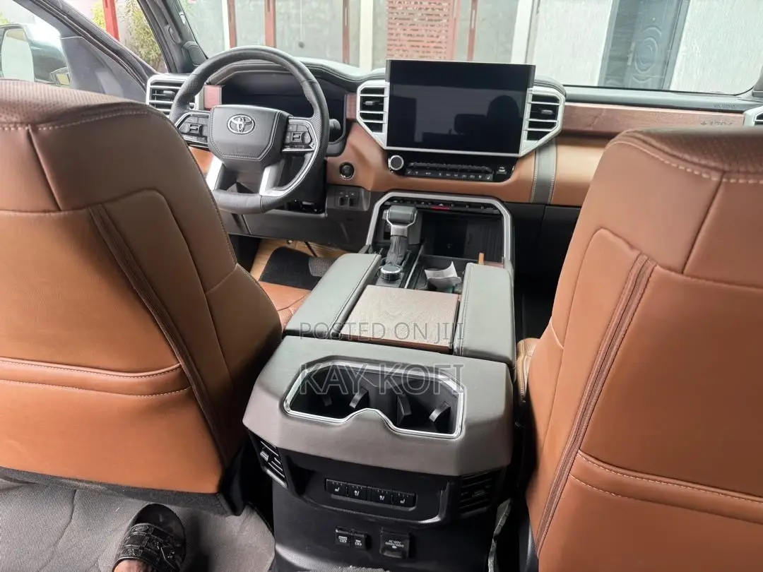 Toyota Tundra 1794 Edition CrewMax 4WD SB w/5.5' Bed 2025 Brown