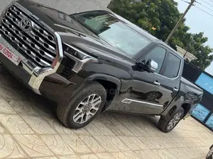Toyota Tundra 1794 Edition CrewMax 4WD SB w/5.5' Bed 2025 Brown