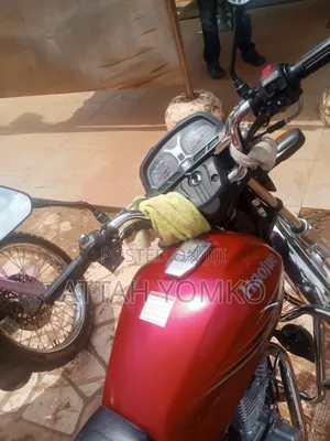 New Haojue HJ125-8K 2026 Red