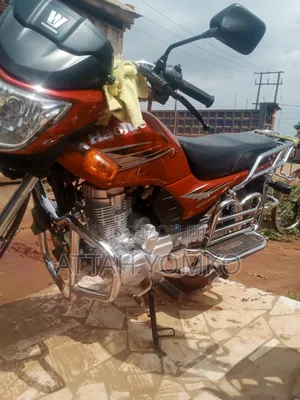 New Haojue HJ125-8K 2026 Red