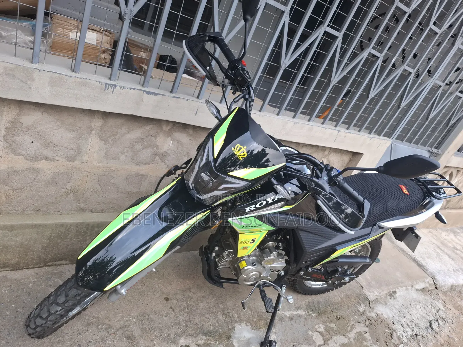 Royal Racer 2026 Black