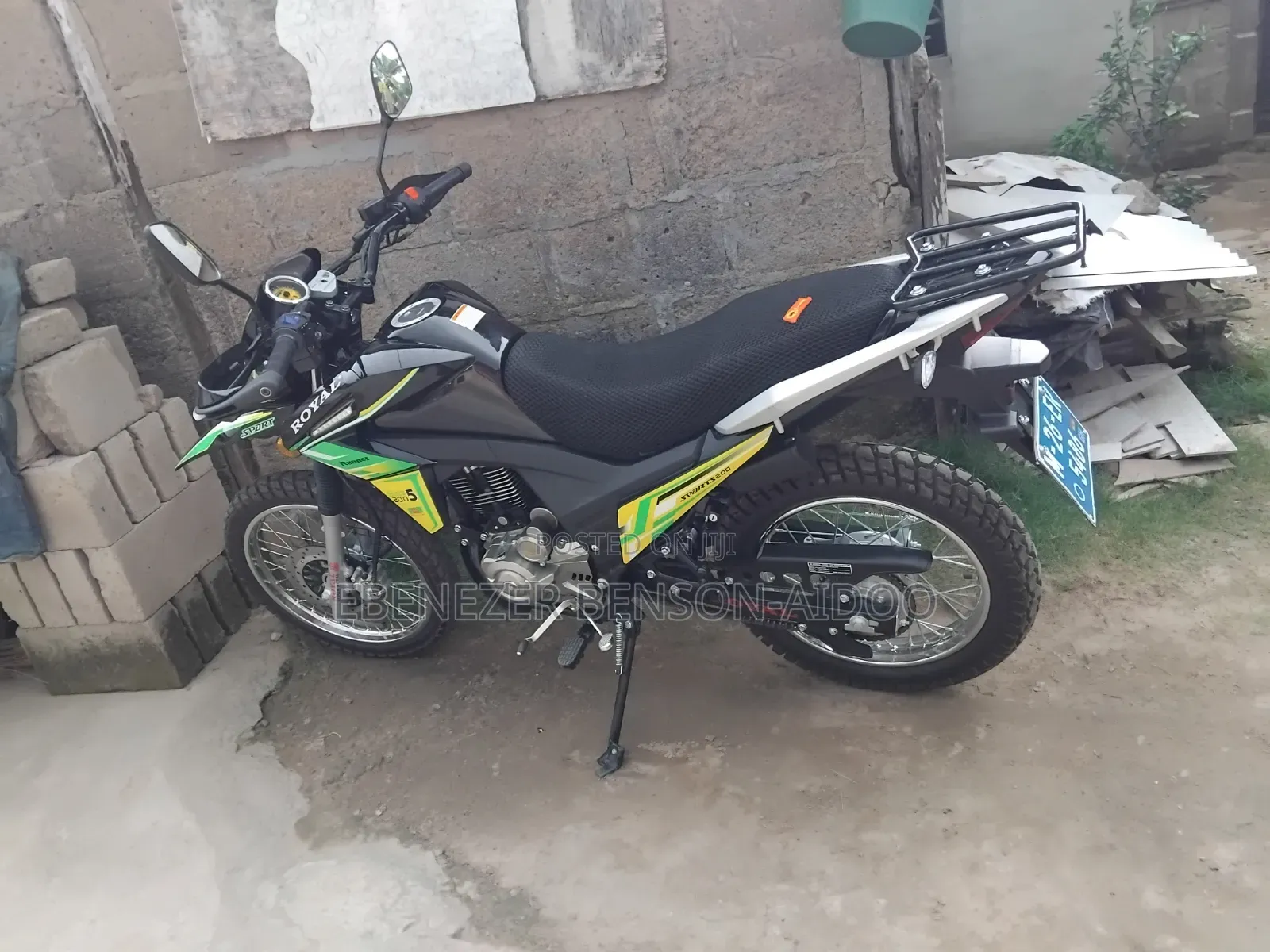 Royal Racer 2026 Black
