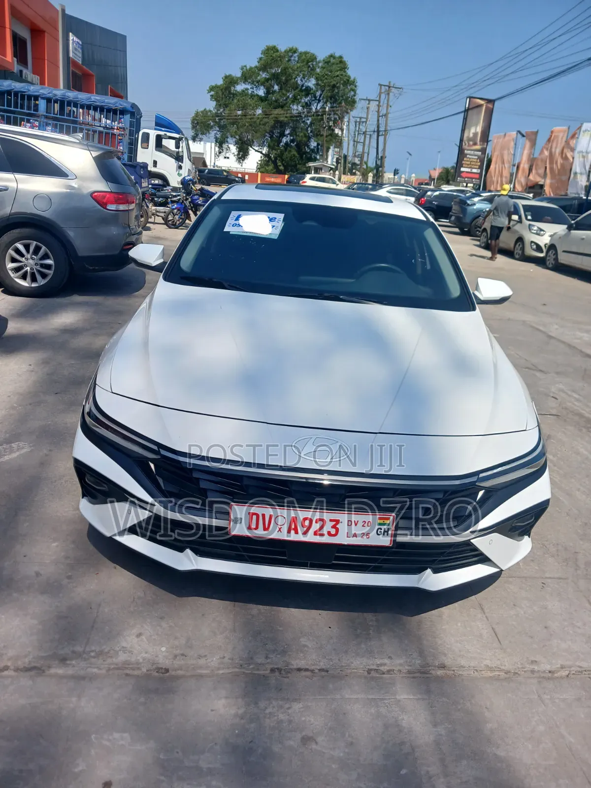 Hyundai Elantra 2024 White