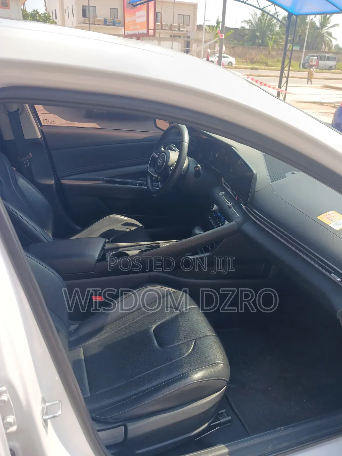 Hyundai Elantra 2024 White