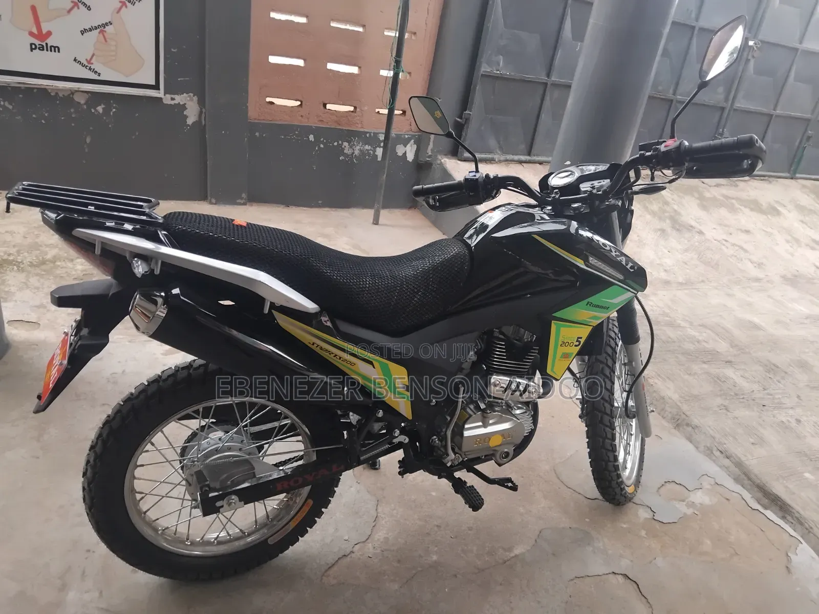 Royal Racer 2026 Black