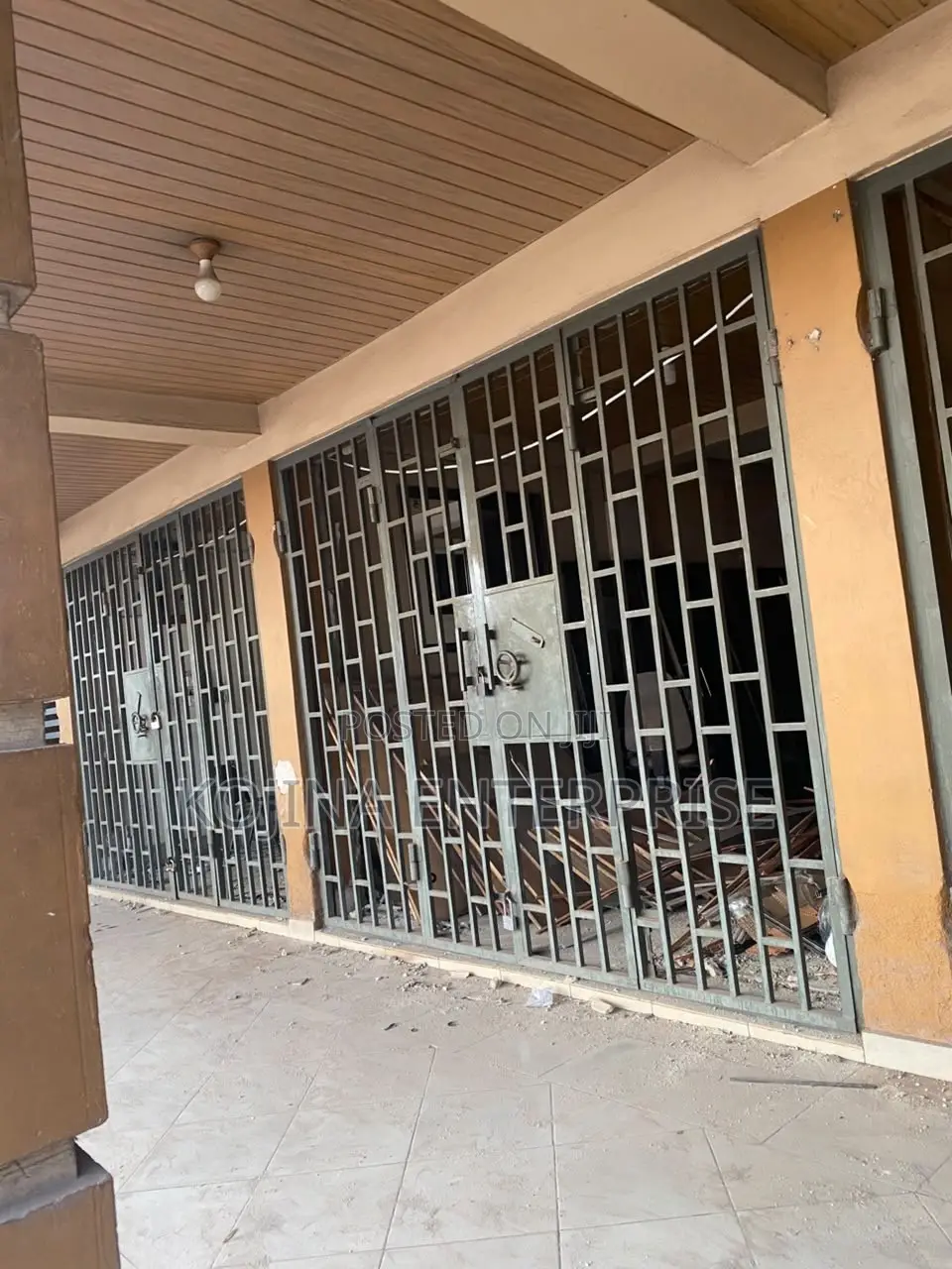 Shop Space for Rent – Patasi High Street, Kumasi