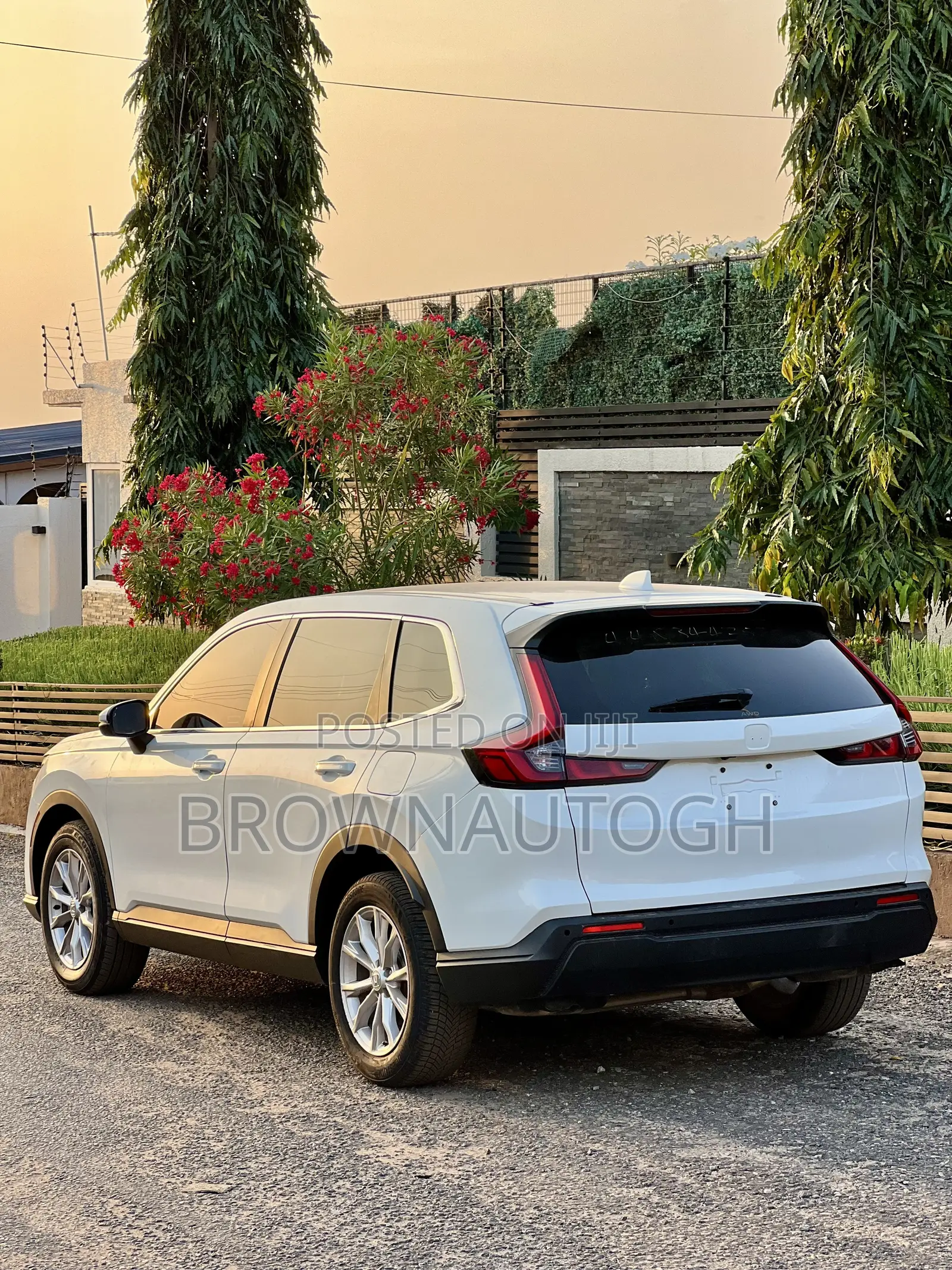 Honda CR-V 2025 White