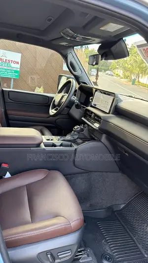 Toyota Land Cruiser Prado 2.4 Hybrid 2025 Blue