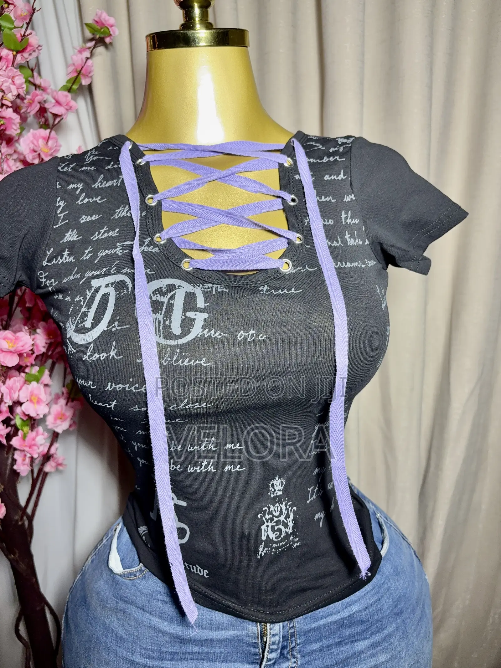 Figure-Flattering Fitted Style