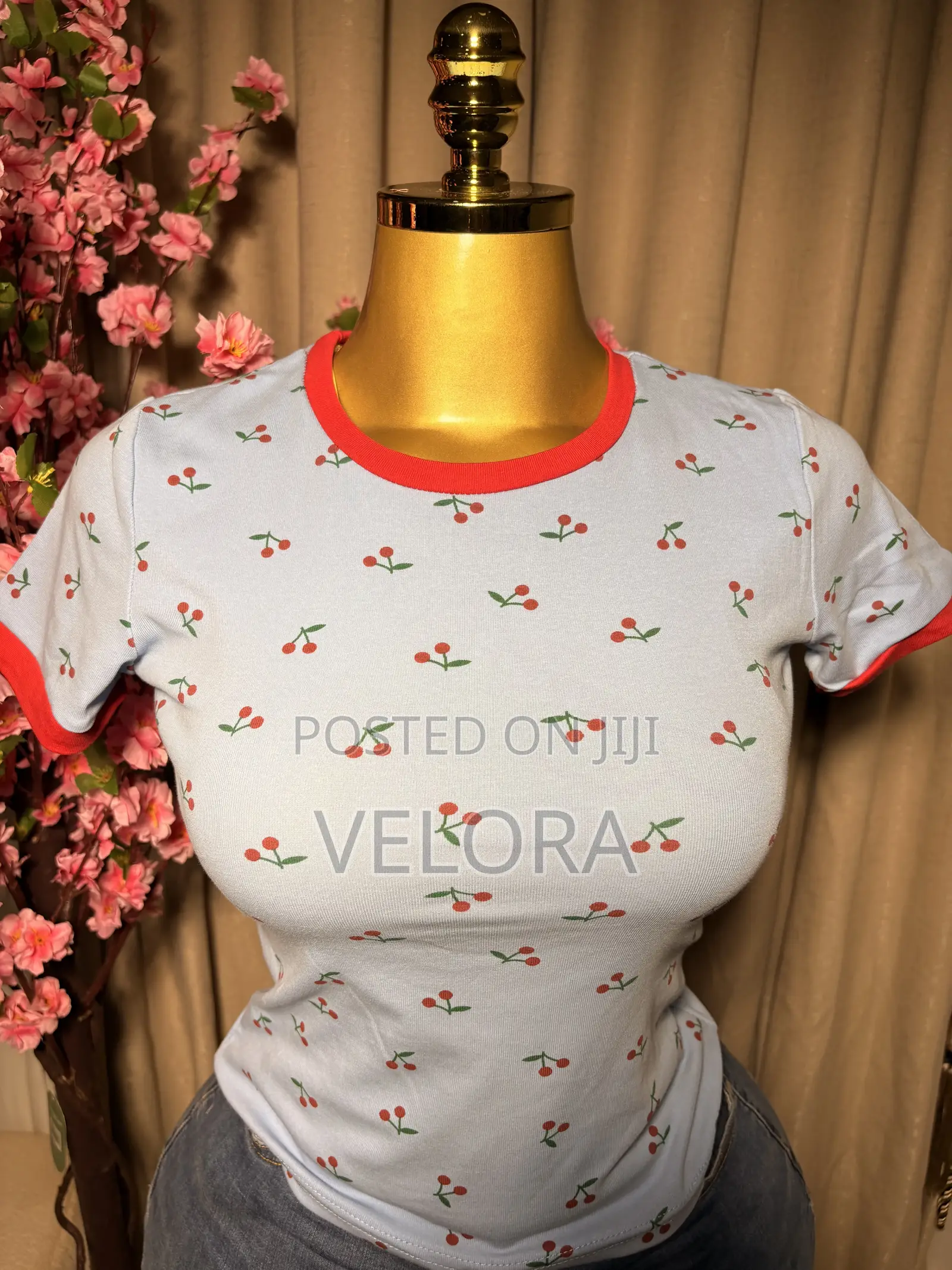 Figure-Flattering Fitted Style