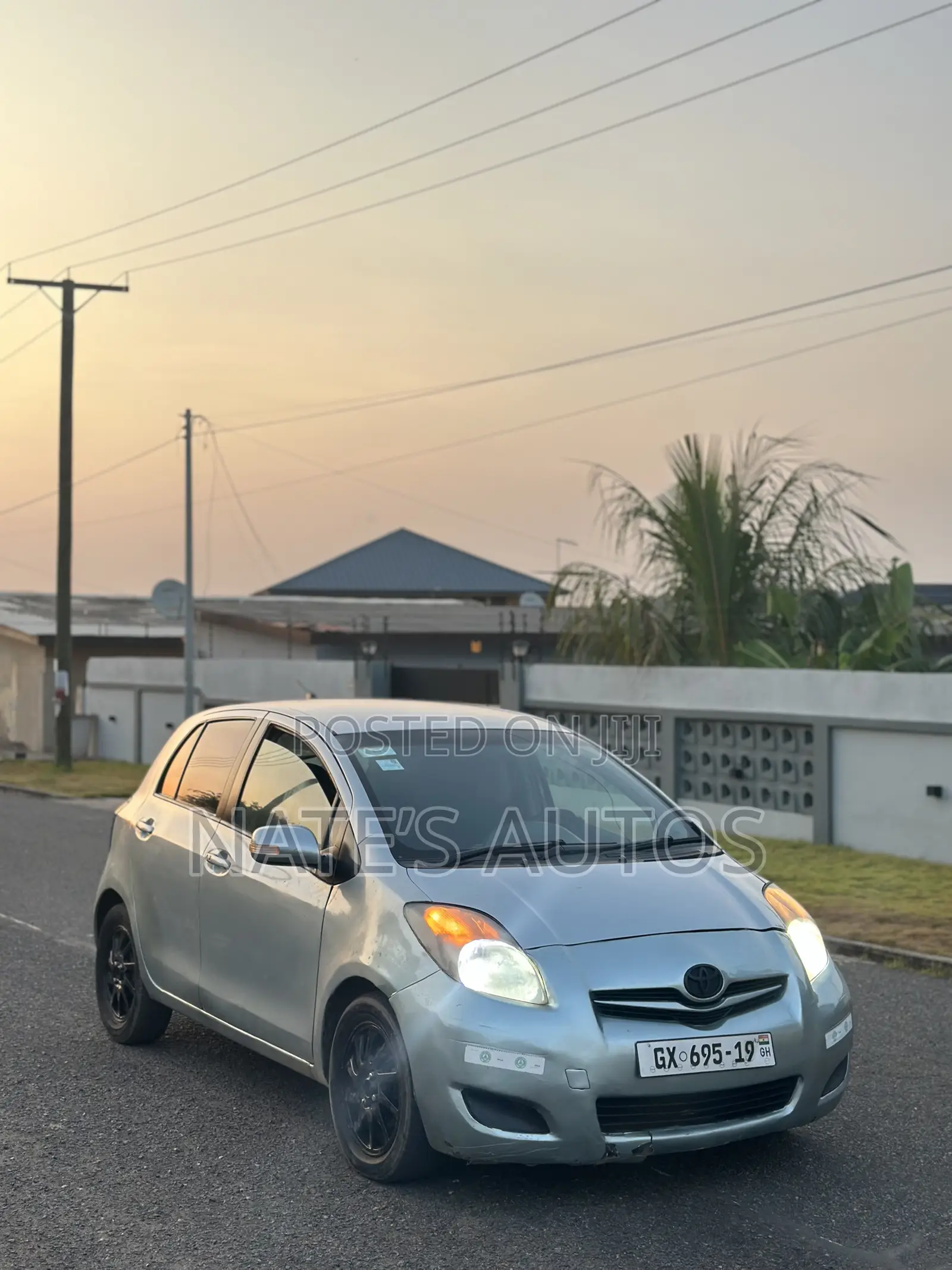 Toyota Vitz 1.3 AWD 5dr 2010 Blue