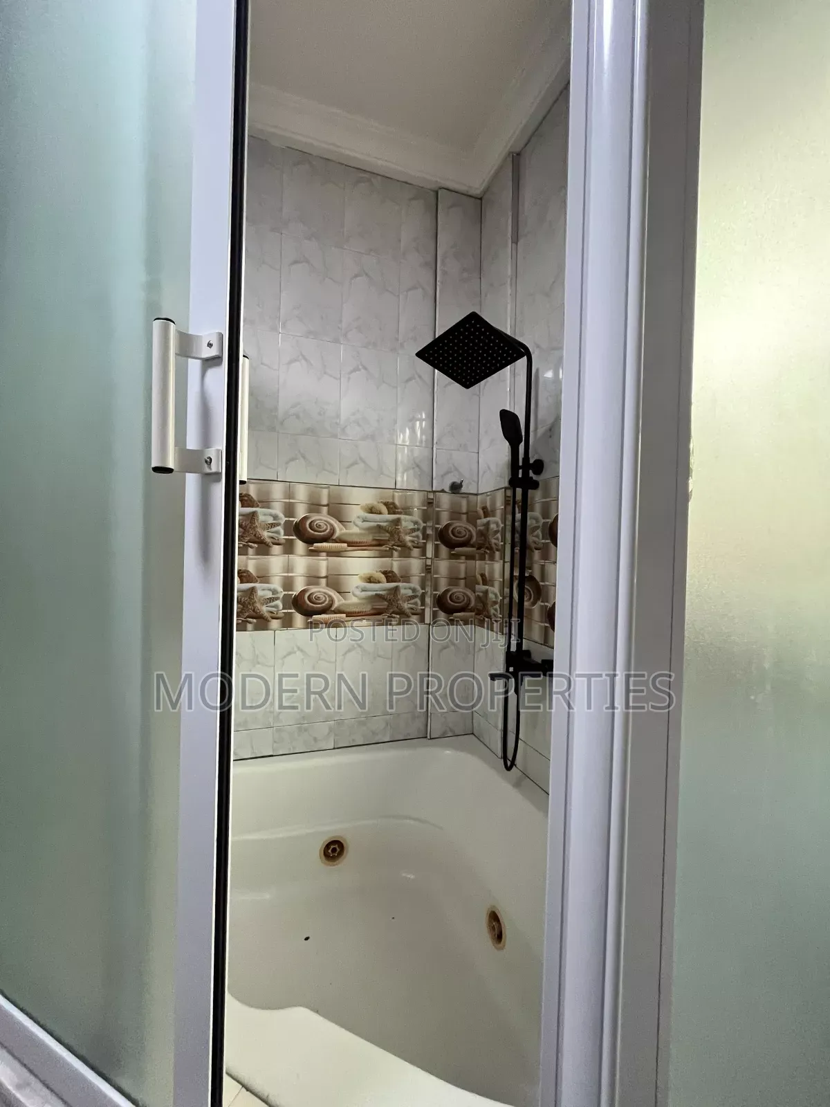 2bdrm Apartment in Modern Properties, A&C Mall Area for rent