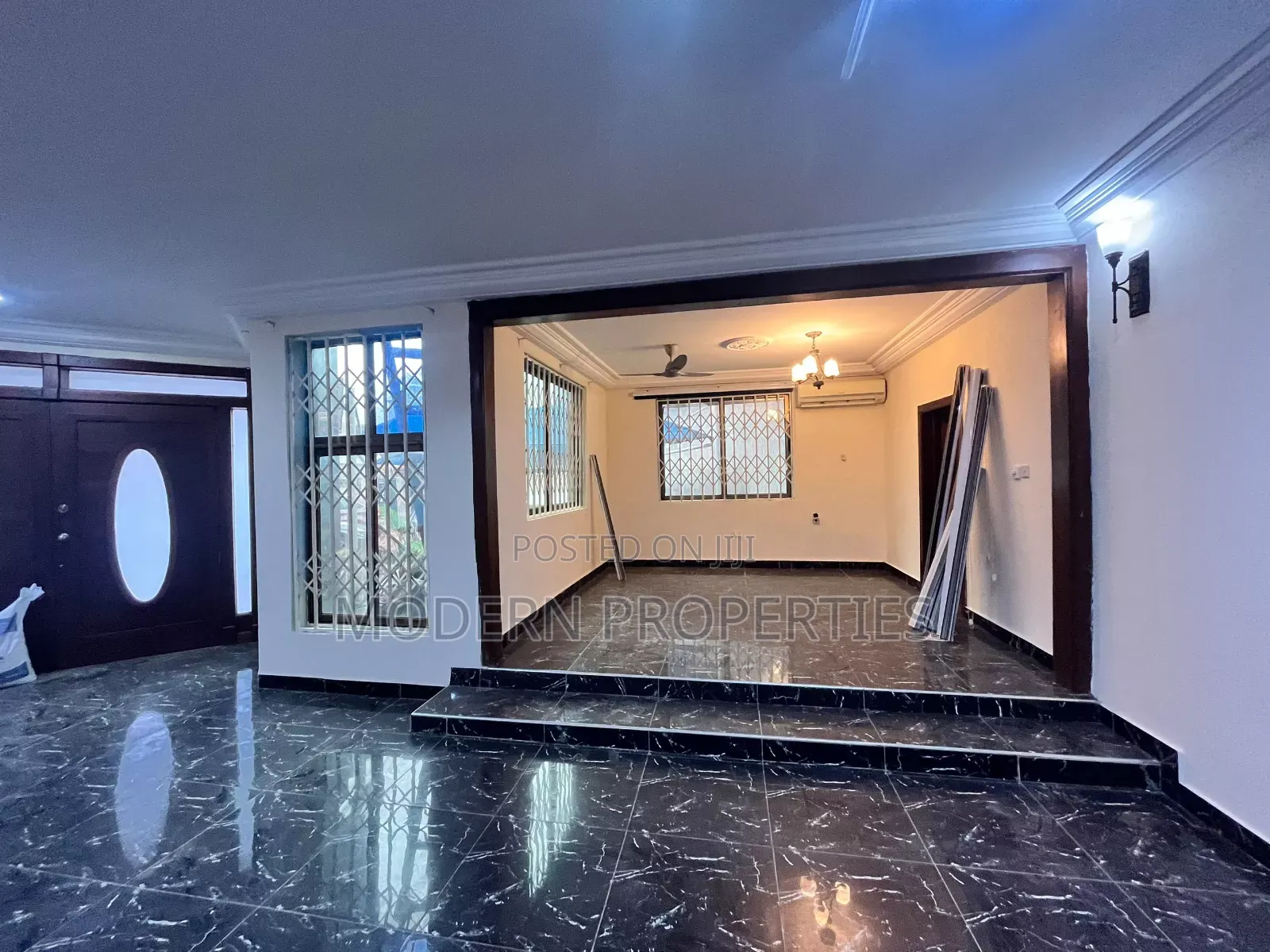 2bdrm Apartment in Modern Properties, A&C Mall Area for rent