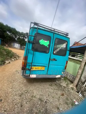 Mercedes-Benz Sprinter 2017 Blue