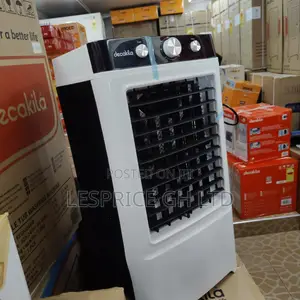 Beat the Hot Weather With Our Ultra-Modern 100W Evaporative Air Cooler