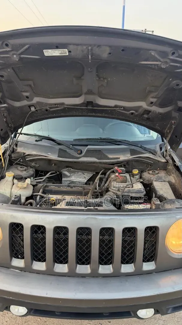 Jeep Patriot Altitude Edition 4dr SUV (2.0L 4cyl CVT) 2015 Black