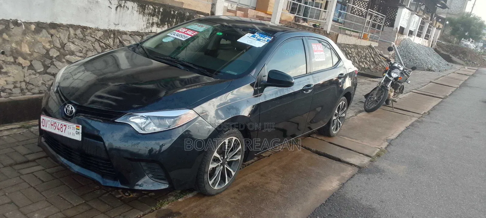 Toyota Corolla LE 4dr Sedan (1.8L 4cyl CVT) 2016 Black