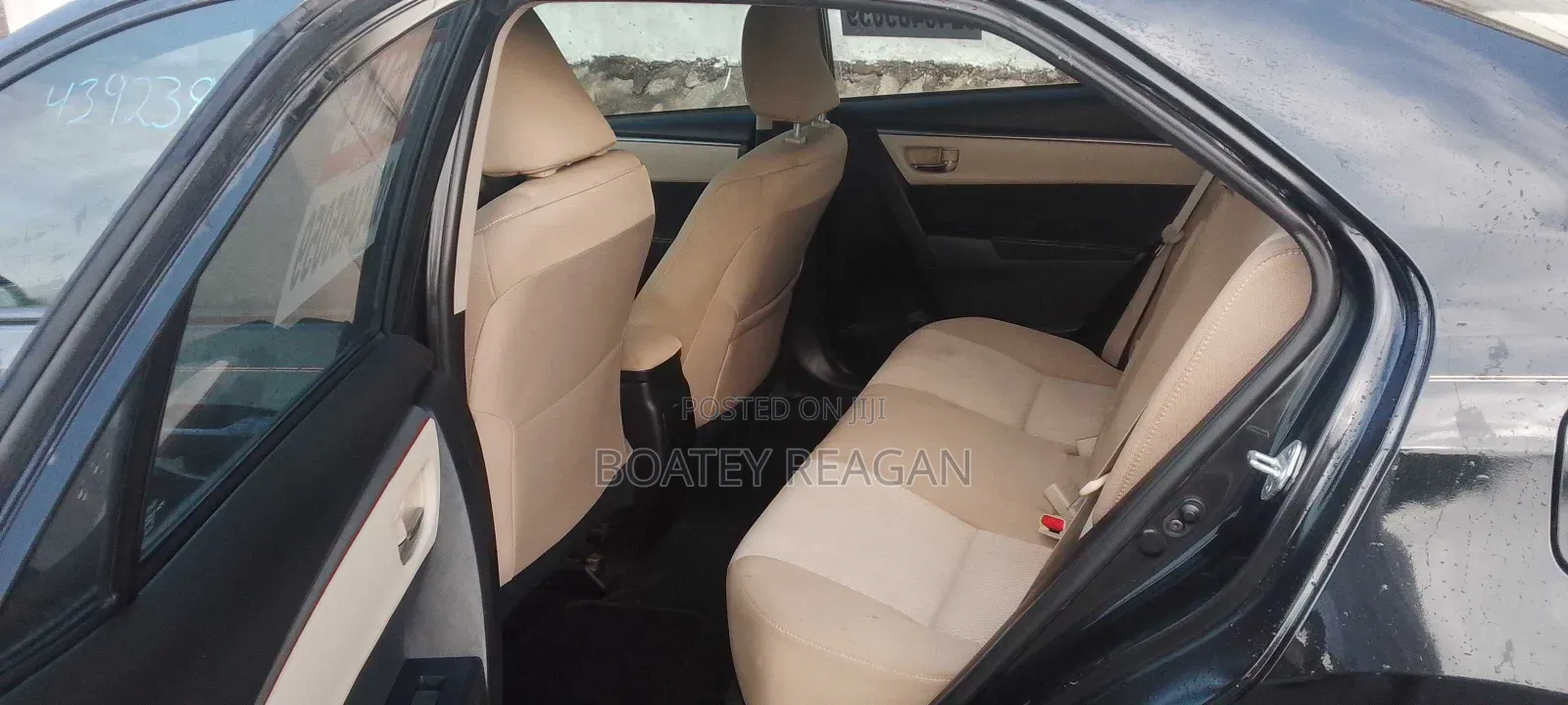 Toyota Corolla LE 4dr Sedan (1.8L 4cyl CVT) 2016 Black