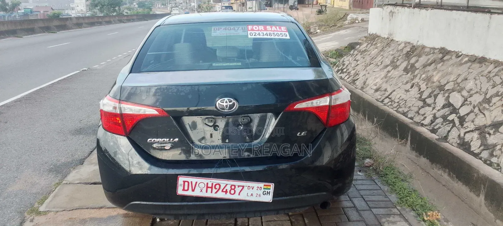 Toyota Corolla LE 4dr Sedan (1.8L 4cyl CVT) 2016 Black