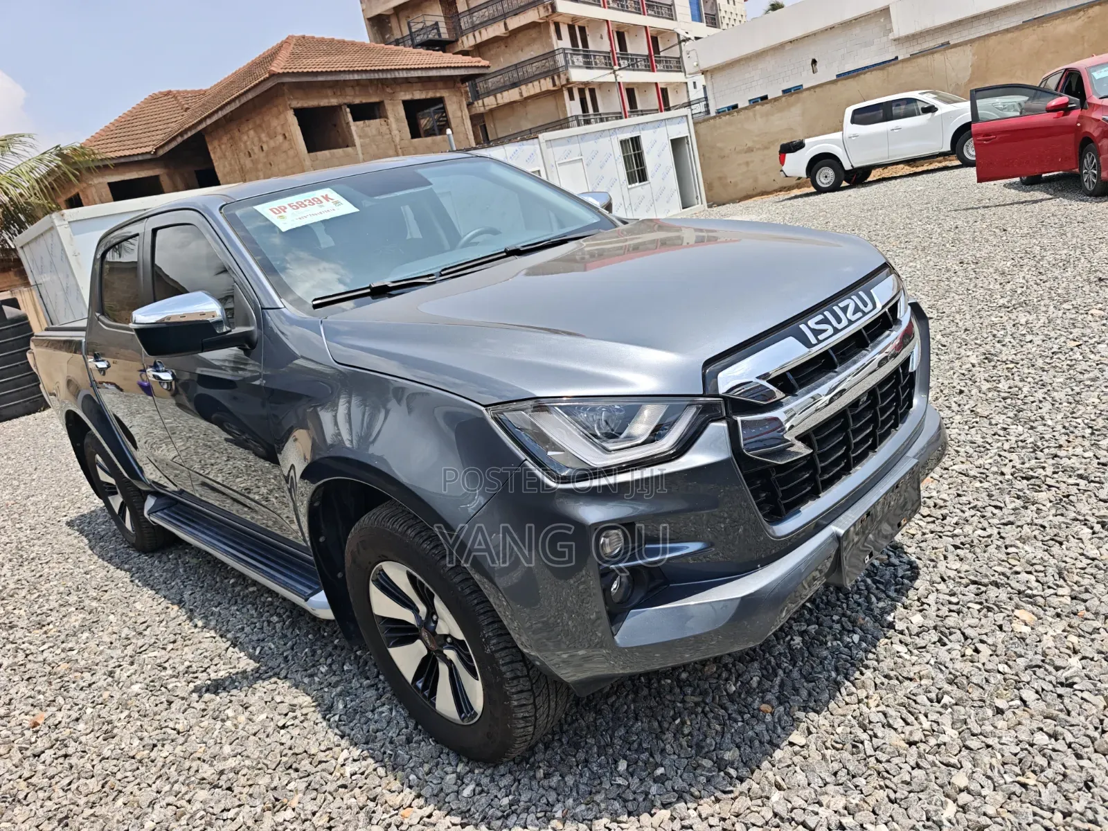 Isuzu D-MAX 2022 Gray