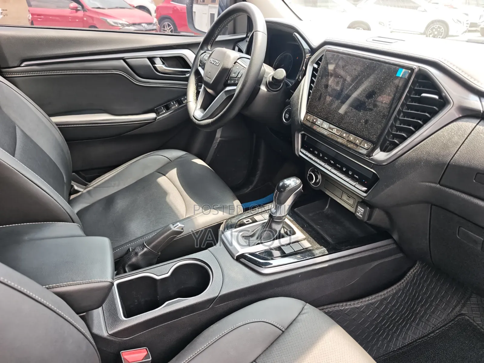 Isuzu D-MAX 2022 Gray