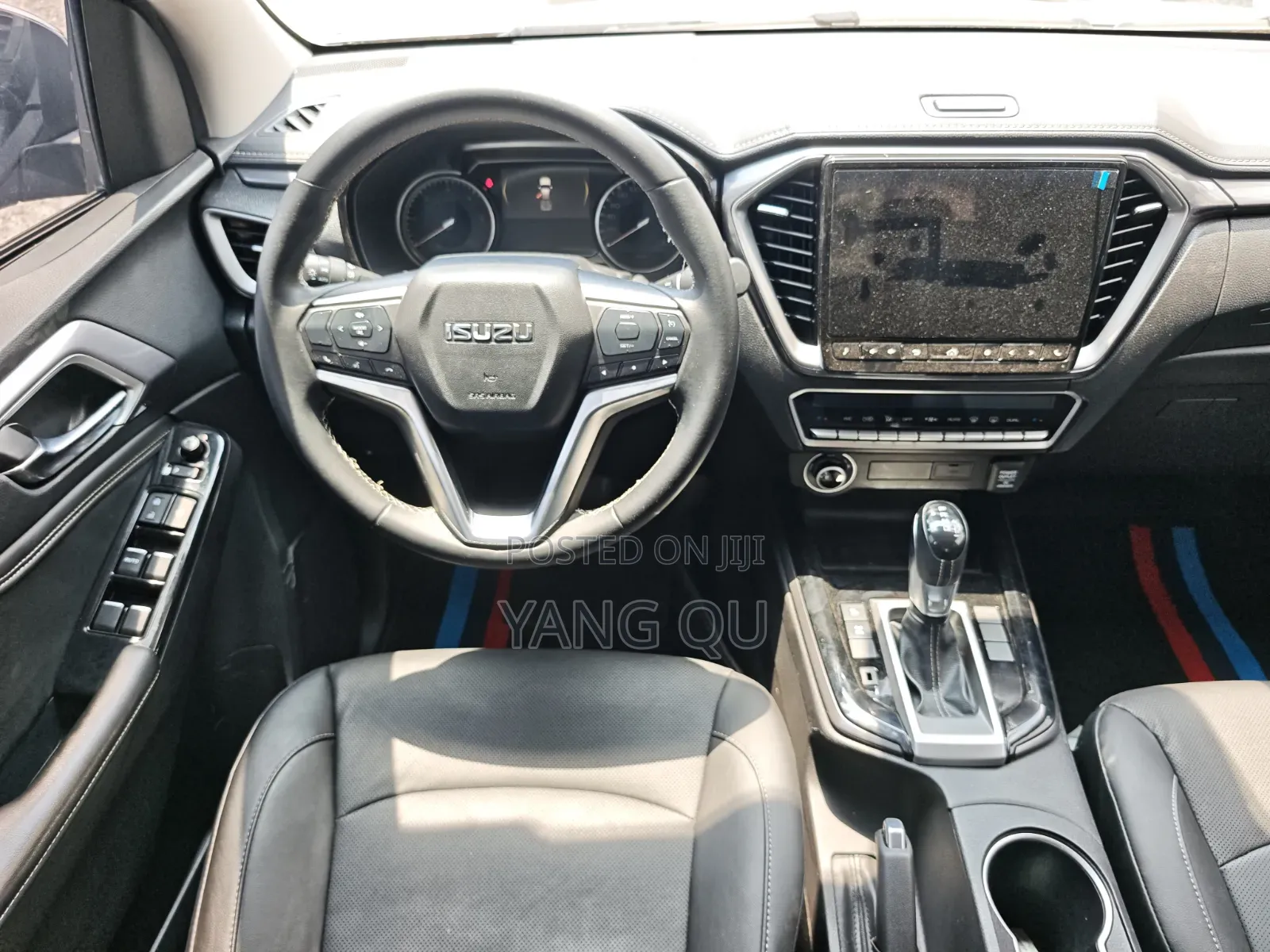 Isuzu D-MAX 2022 Gray