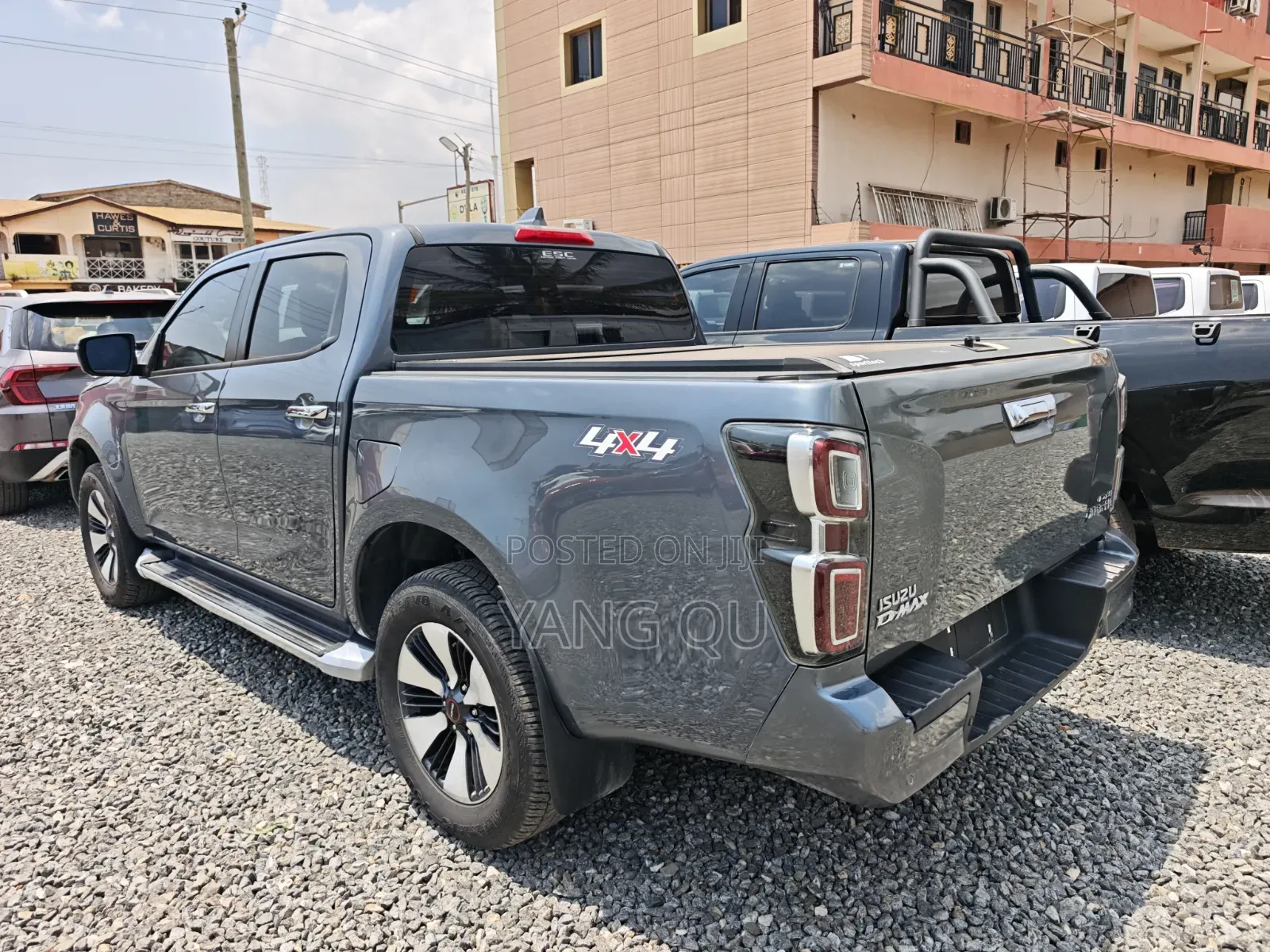 Isuzu D-MAX 2022 Gray