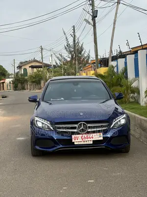 Mercedes-Benz C300 Luxury 4matic Sedan AWD (2.0L 4cyl 7A) 2017 Blue