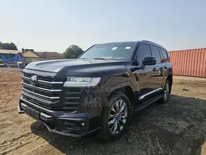 Toyota Land Cruiser 2023 Black