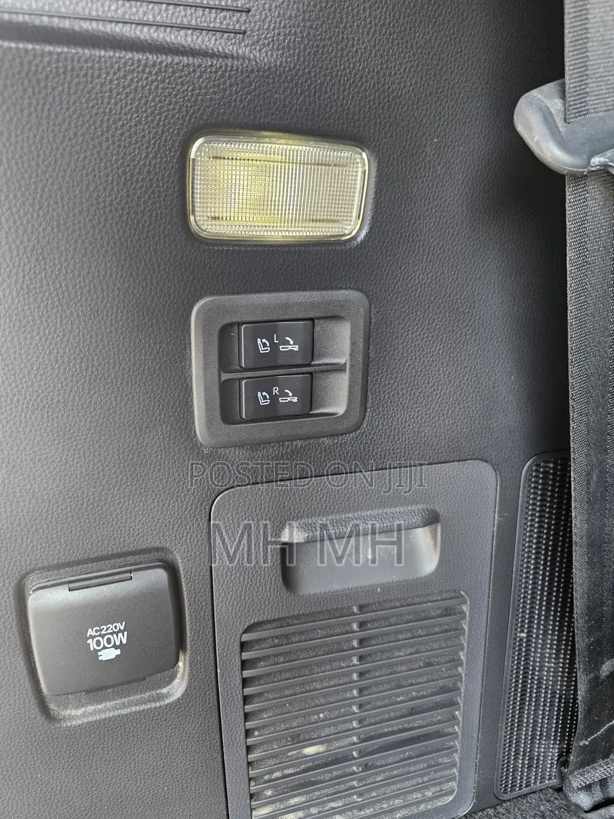Toyota Land Cruiser LC300 2023 Black