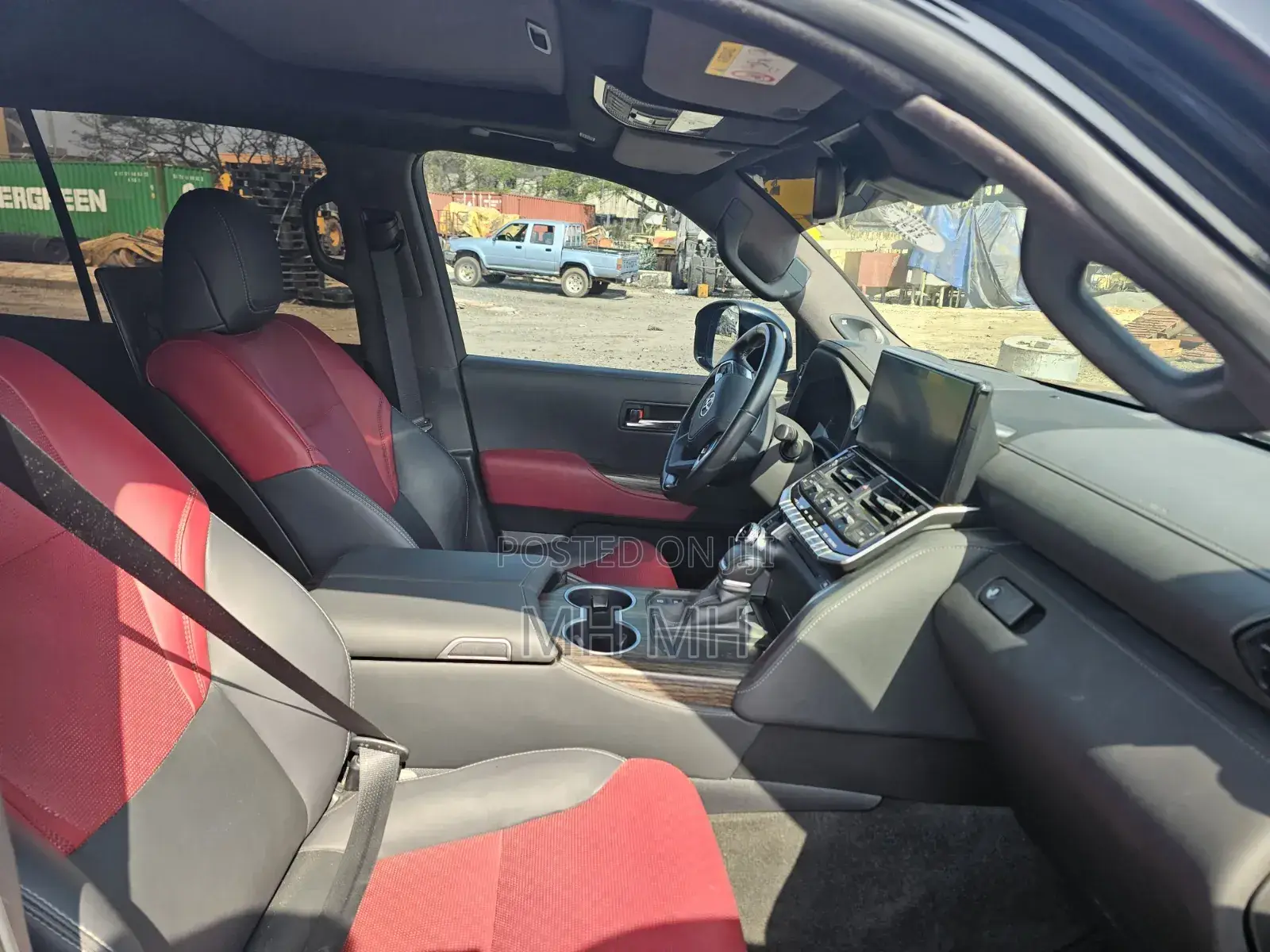 Toyota Land Cruiser LC300 2023 Black