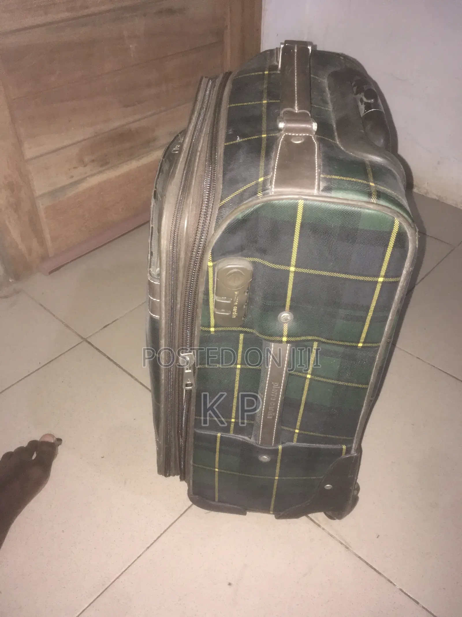 Traveling Bag