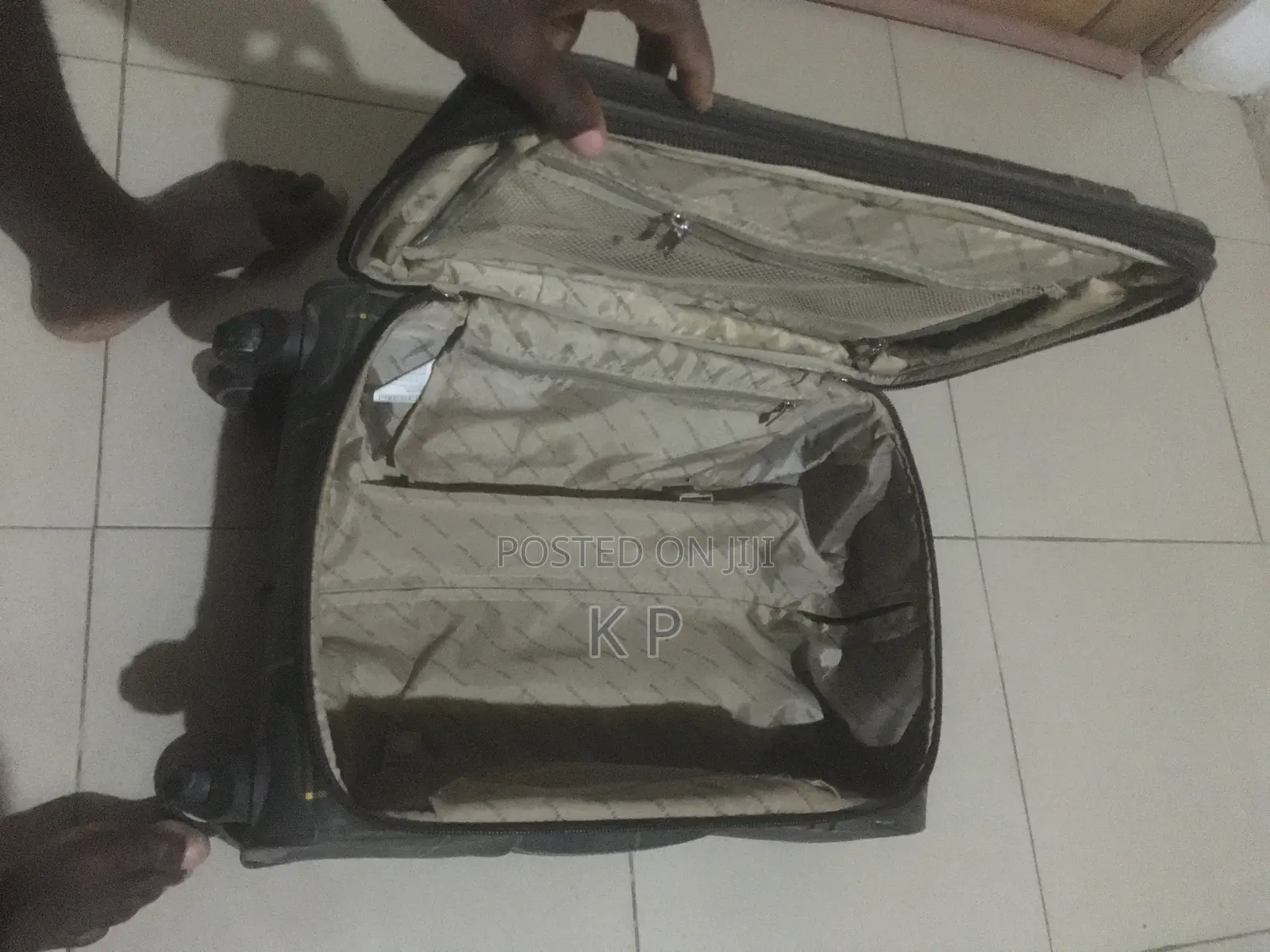 Traveling Bag