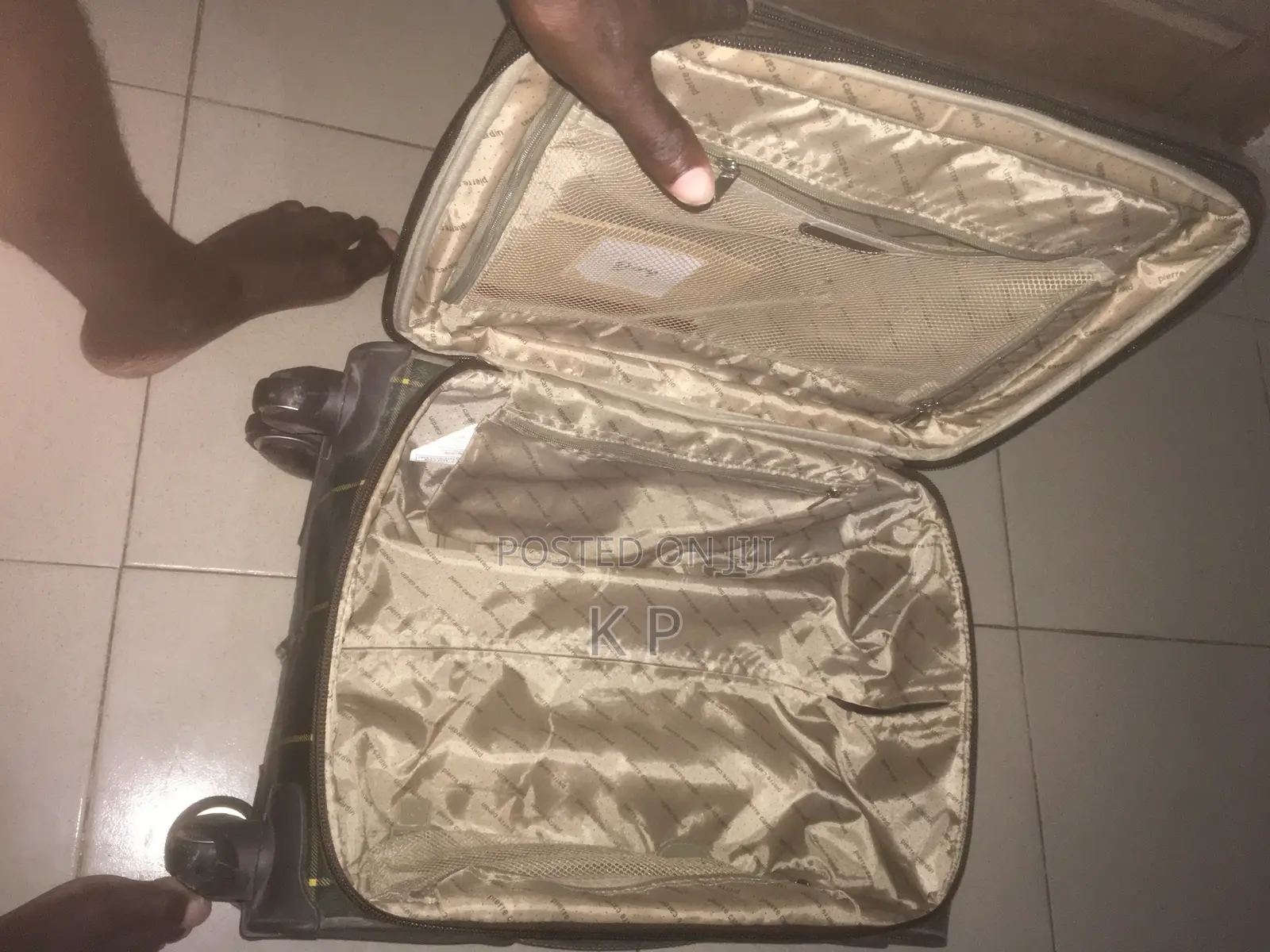 Traveling Bag