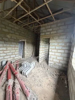 5bdrm Apartment in Andy’S Apartment, Amasaman for rent