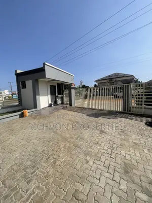 Showroom for Commercial Purposes