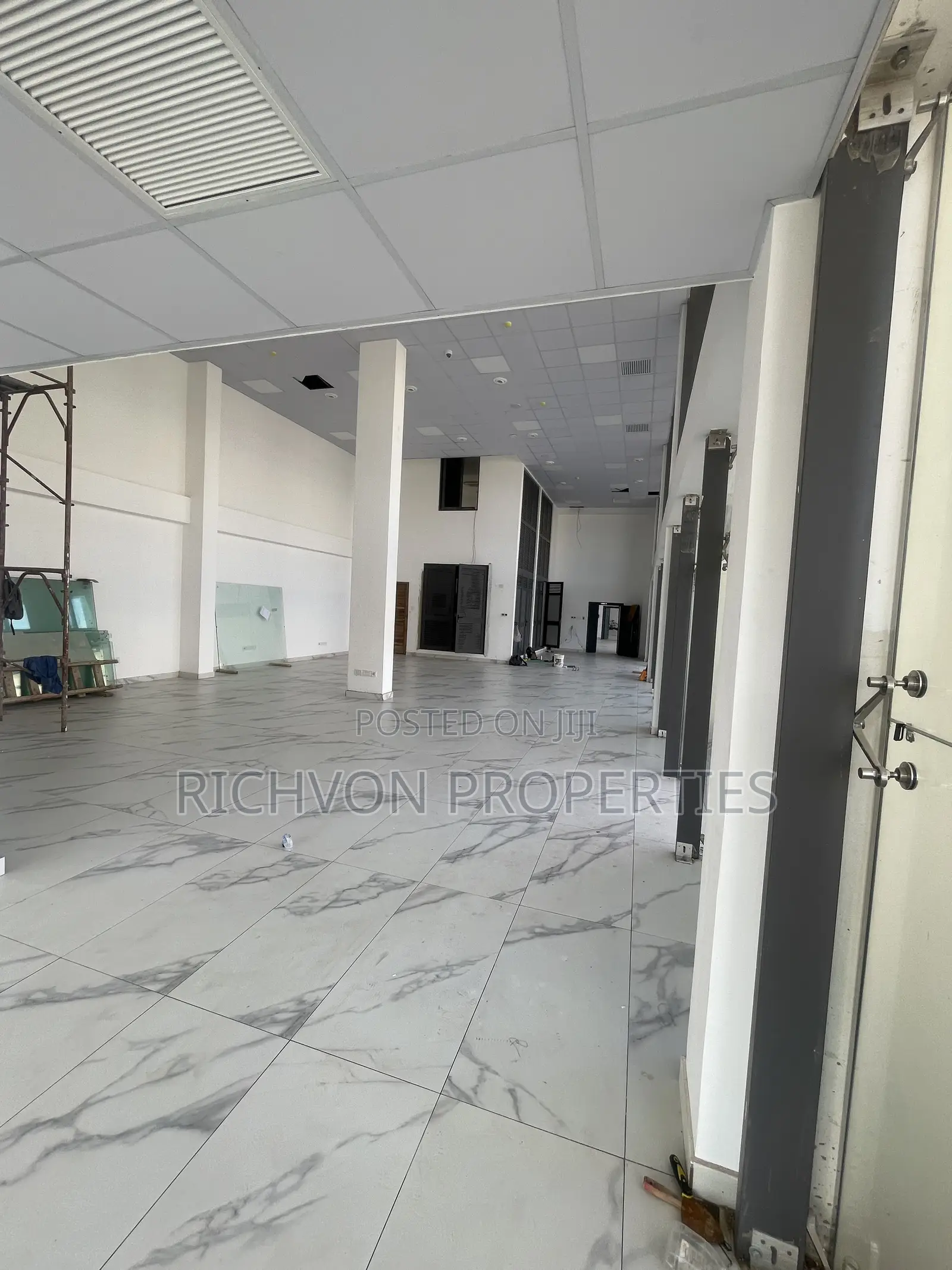 Showroom for Commercial Purposes