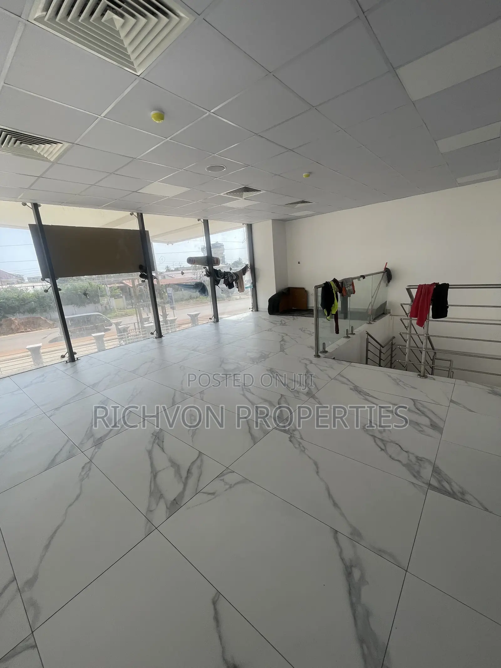 Showroom for Commercial Purposes