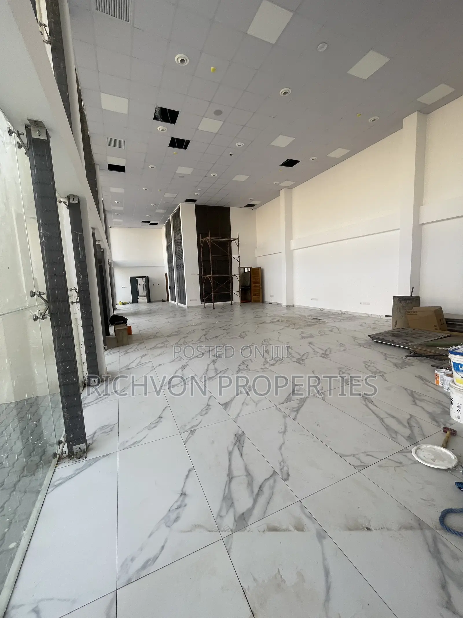 Showroom for Commercial Purposes