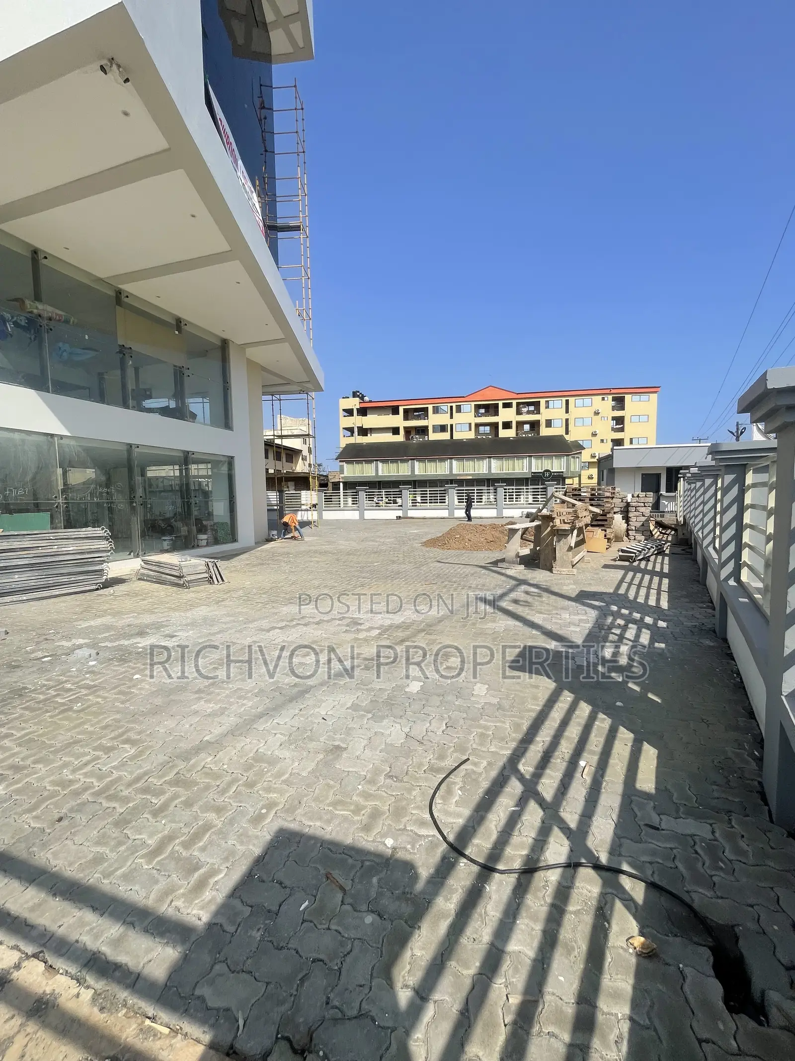 Showroom for Commercial Purposes