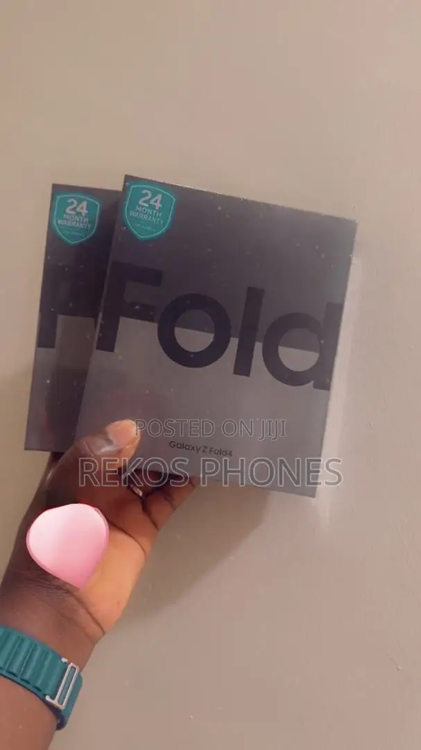 New Samsung Galaxy Z Fold4 512 GB