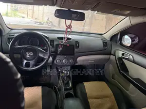 Kia Forte EX Hatchback 2012 Black