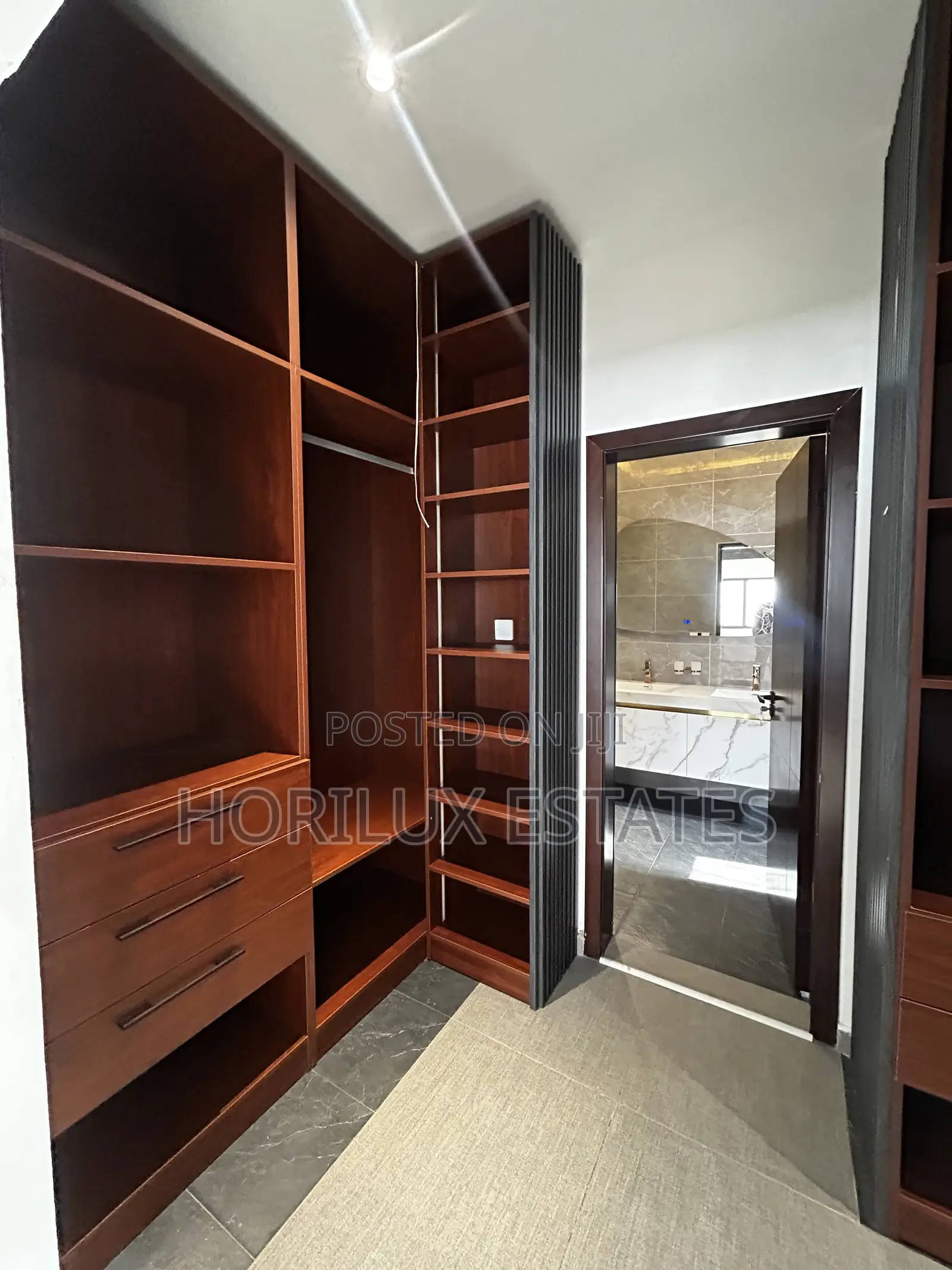 4bdrm Townhouse/Terrace in East Airport, Spintex for sale