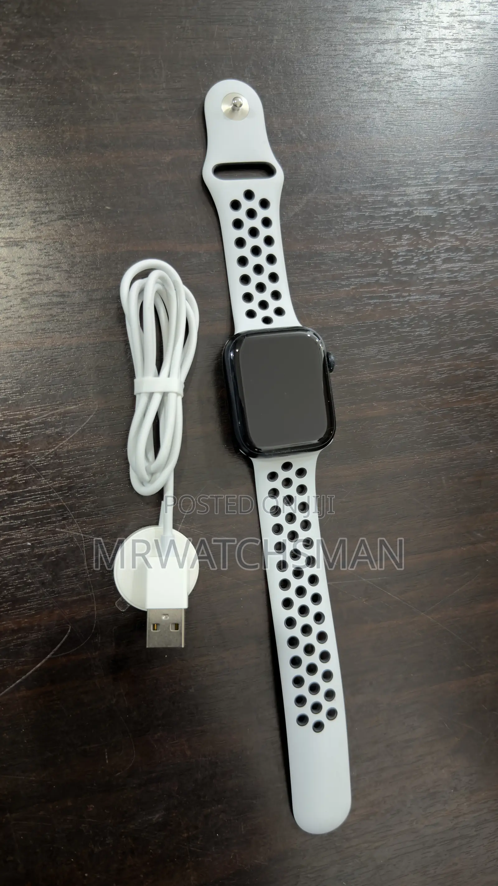 Apple Watch Series 7 45mm GPS & GPS+cel