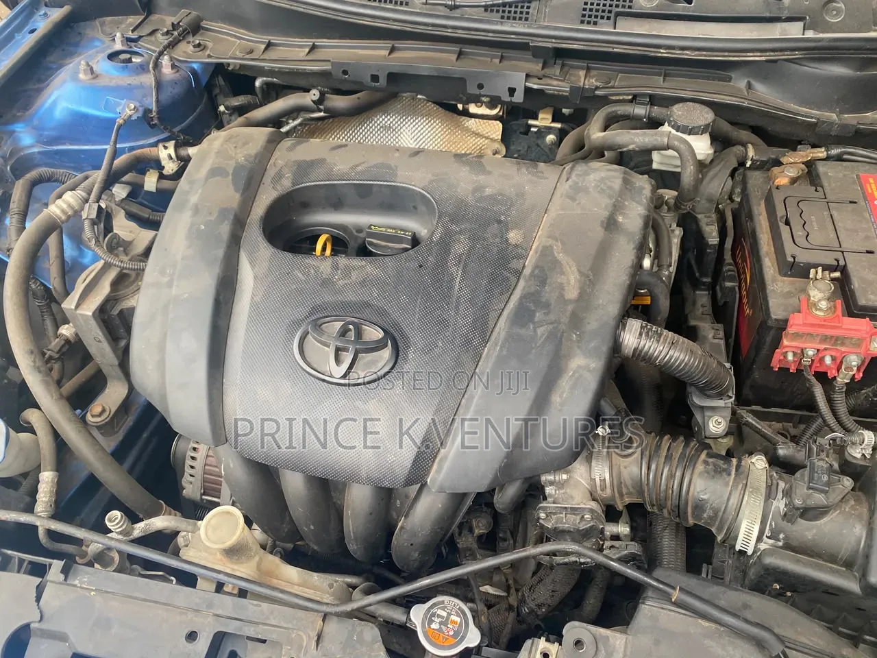 Toyota Yaris 2017 Blue