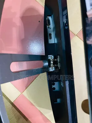 Dell Edgeless Monitor