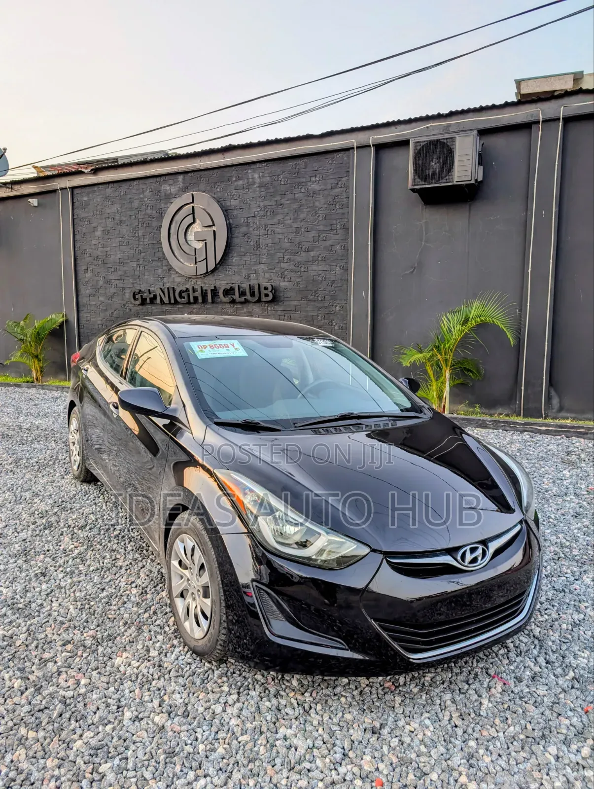 Hyundai Elantra SE Sedan FWD (1.8L 4cyl 6A) 2016 Black