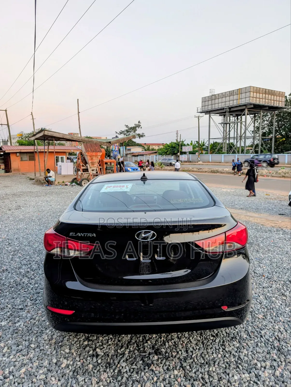 Hyundai Elantra SE Sedan FWD (1.8L 4cyl 6A) 2016 Black